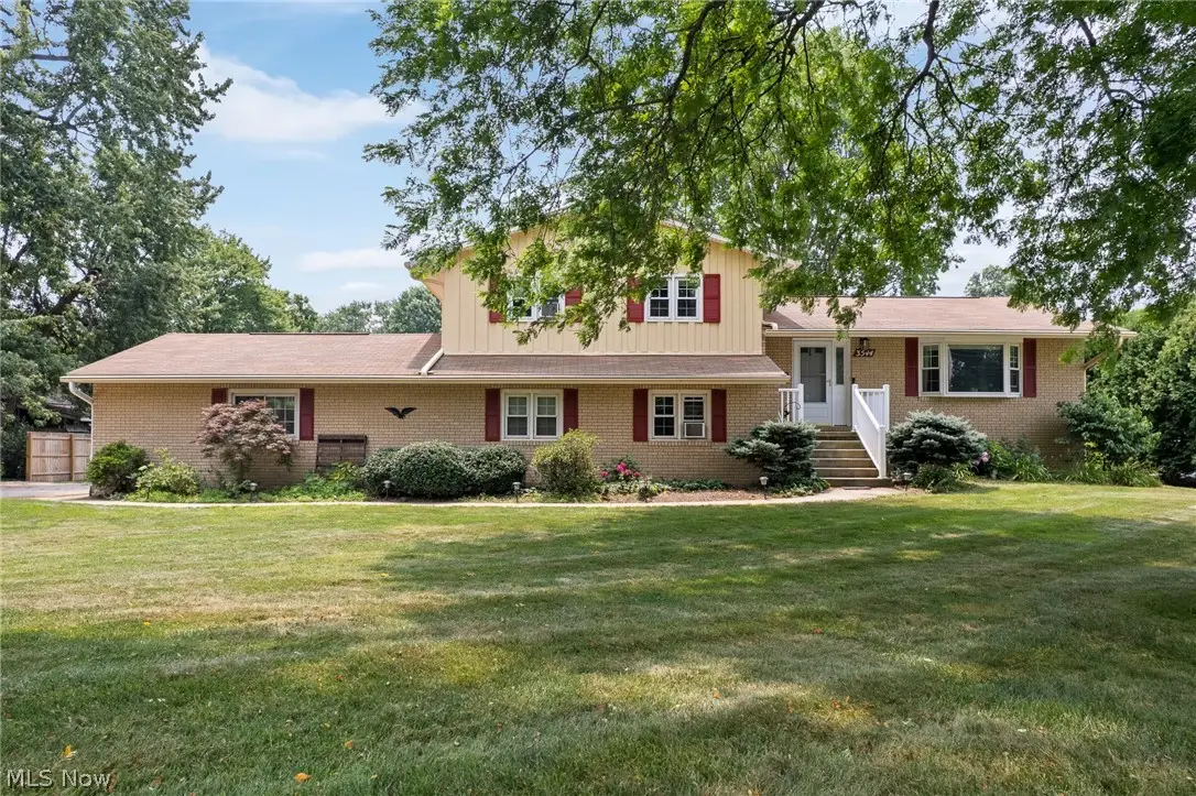 3544 Ada Vista Drive, Uniontown, OH 44685 - #1