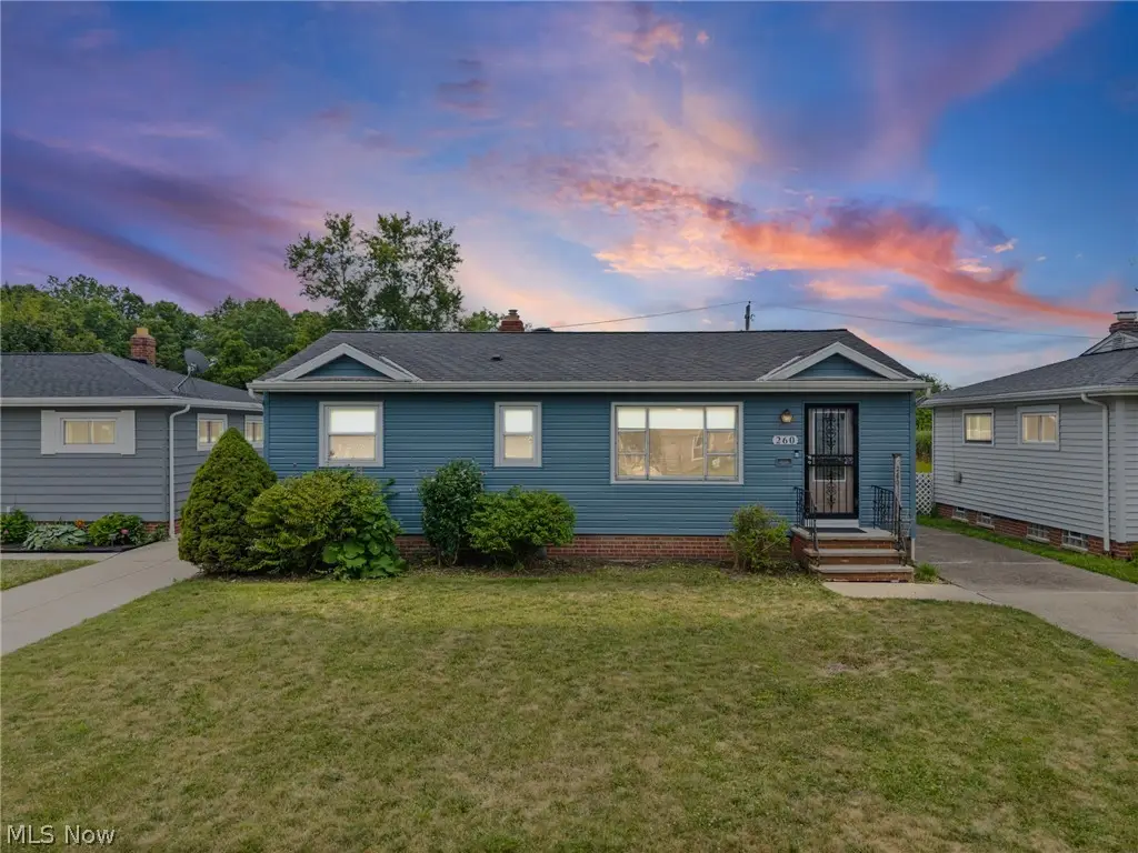 260 Deborah Lane, Bedford, OH 44146 - #1