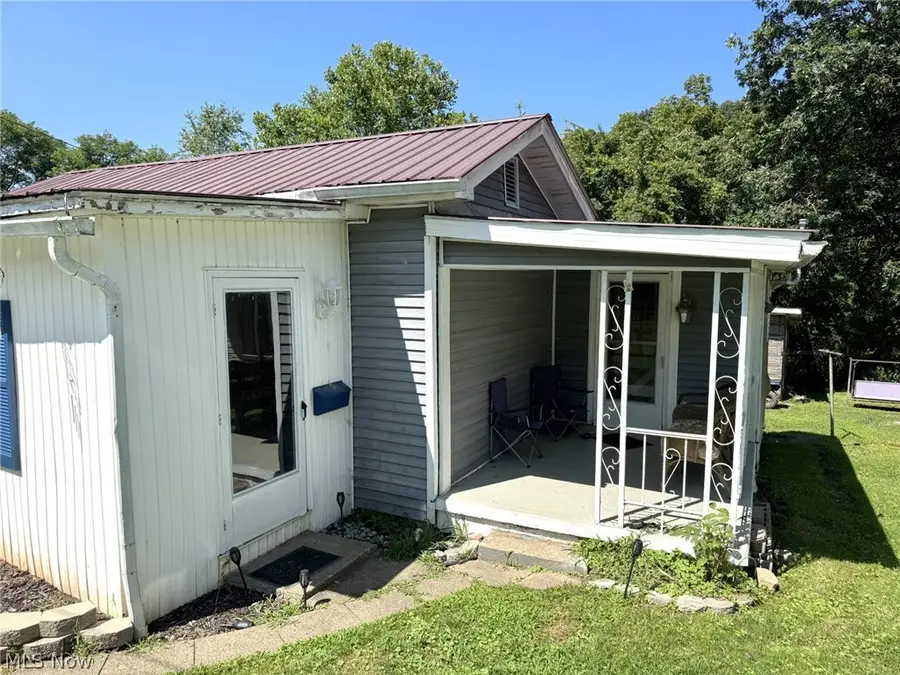 306 Walnut Street, Clay, WV 26138 - #3