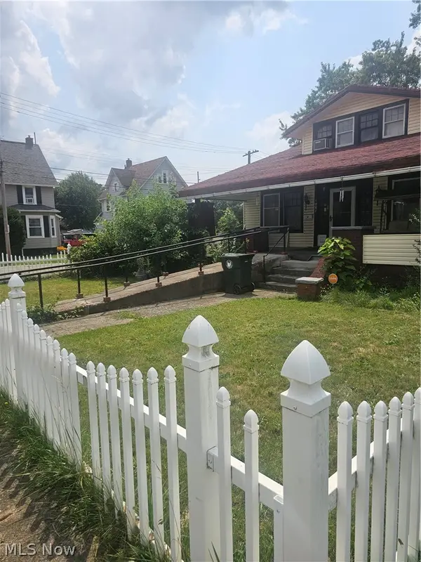 1601 Superior Ne Avenue, Canton, OH 44705