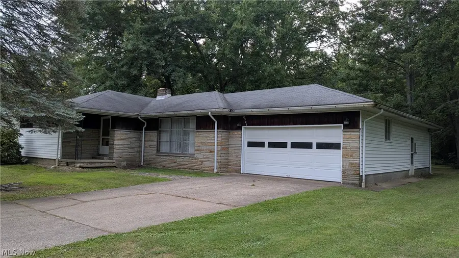 2921 Center Road, Saybrook On The Lake, OH 44004 - #3