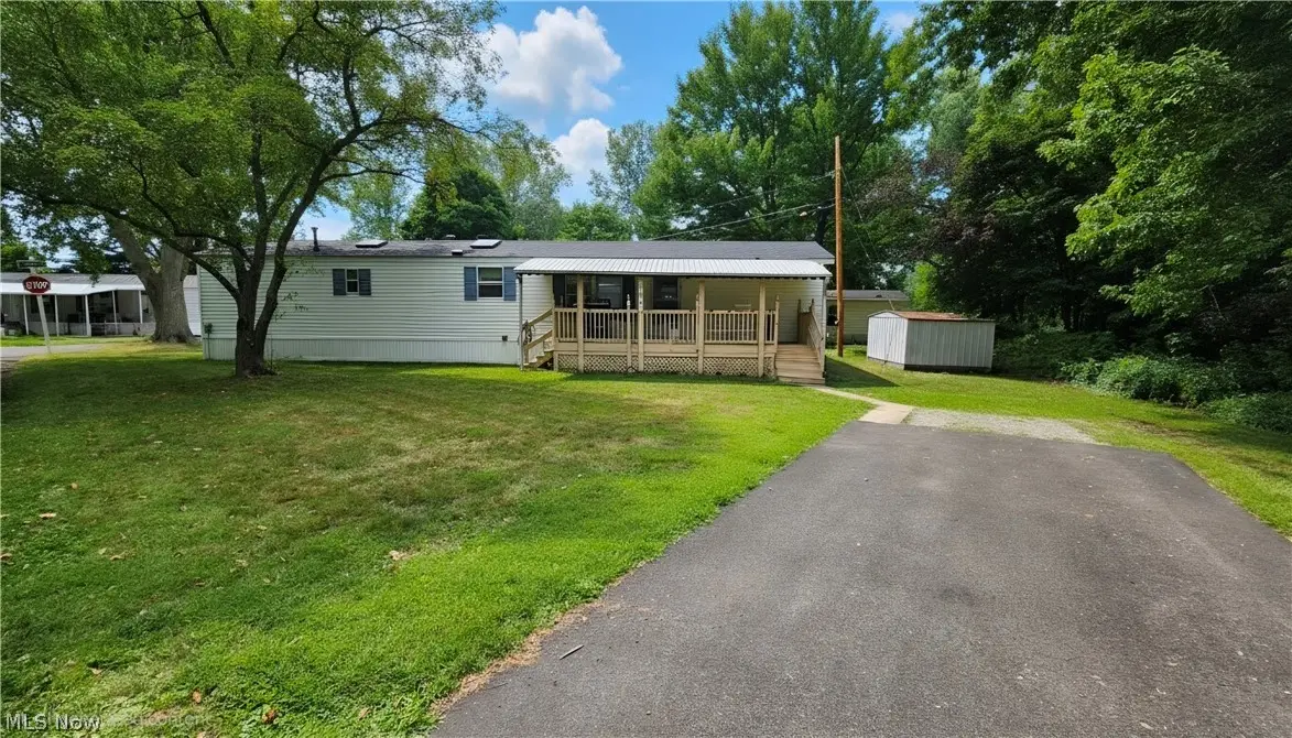 100 Maplegrove Lane, Mentor, OH 44060 - #1