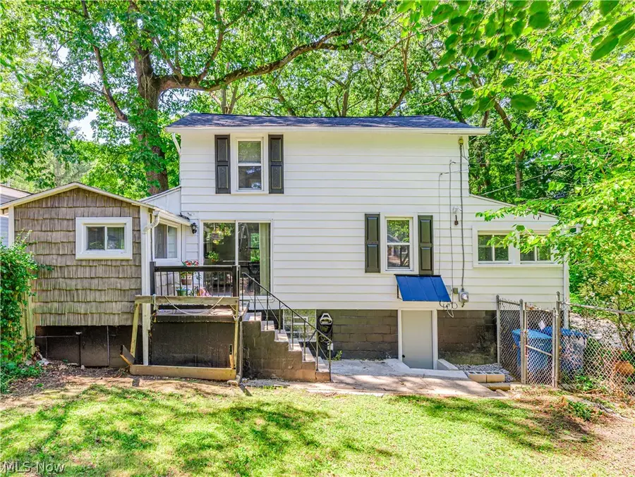 260 E Pace Avenue, Akron, OH 44319 - #3
