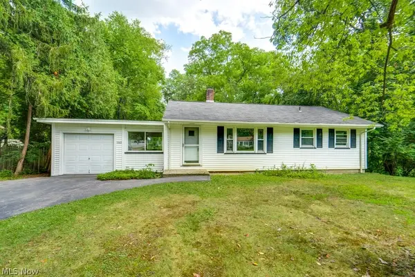 5567 Valley Lane, Solon, OH 44139