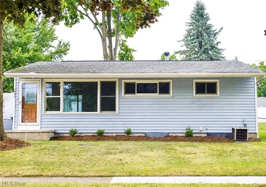 1093 Sutherland Avenue, Akron, OH 44314 - #1