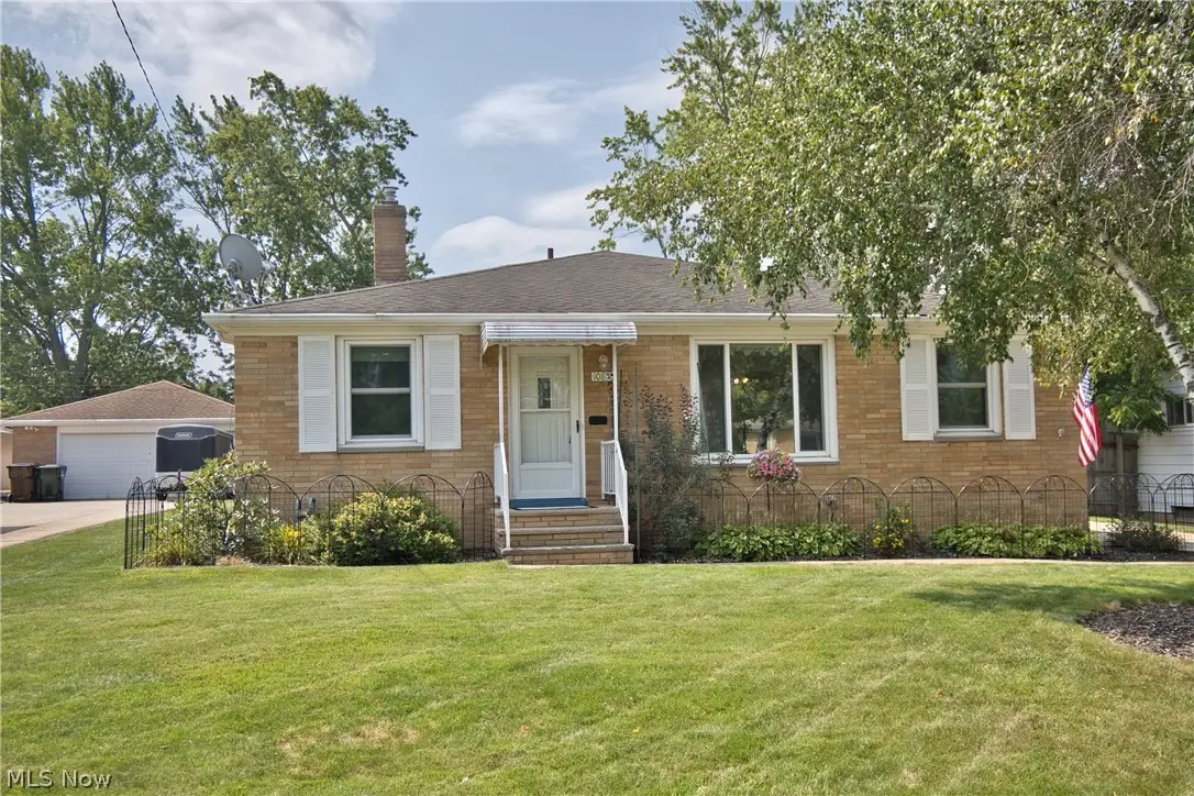 10855 Ronald Drive, Parma, OH 44130 - #1