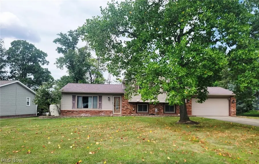 14472 S Gateway Drive, North Royalton, OH 44133 - #2