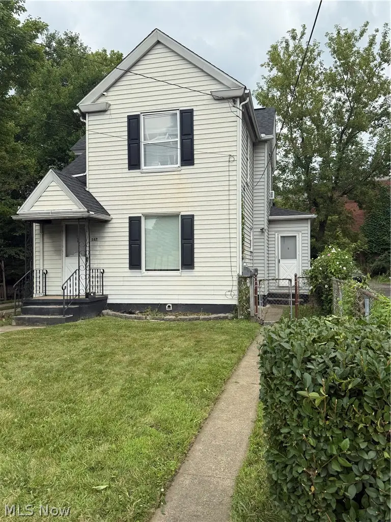 167 E Tallmadge Avenue, Akron, OH 44310 - #1
