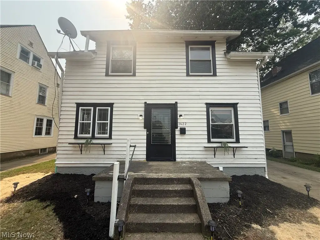 1422 Elder Avenue, Akron, OH 44301 - #1