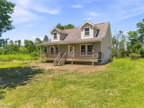 7171 Edison Ne Street, Hartville, OH 44632