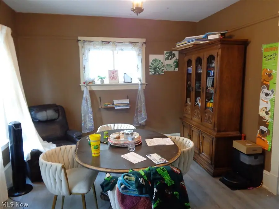 3301 Searsdale Avenue, Cleveland, OH 44109 - #3