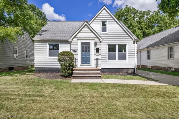 4369 Prasse Road, South Euclid, OH 44121