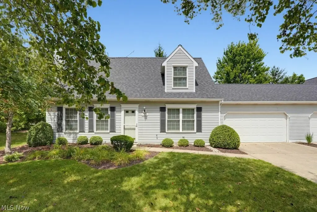 3517 E Prescott Circle, Cuyahoga Falls, OH 44223 - #1