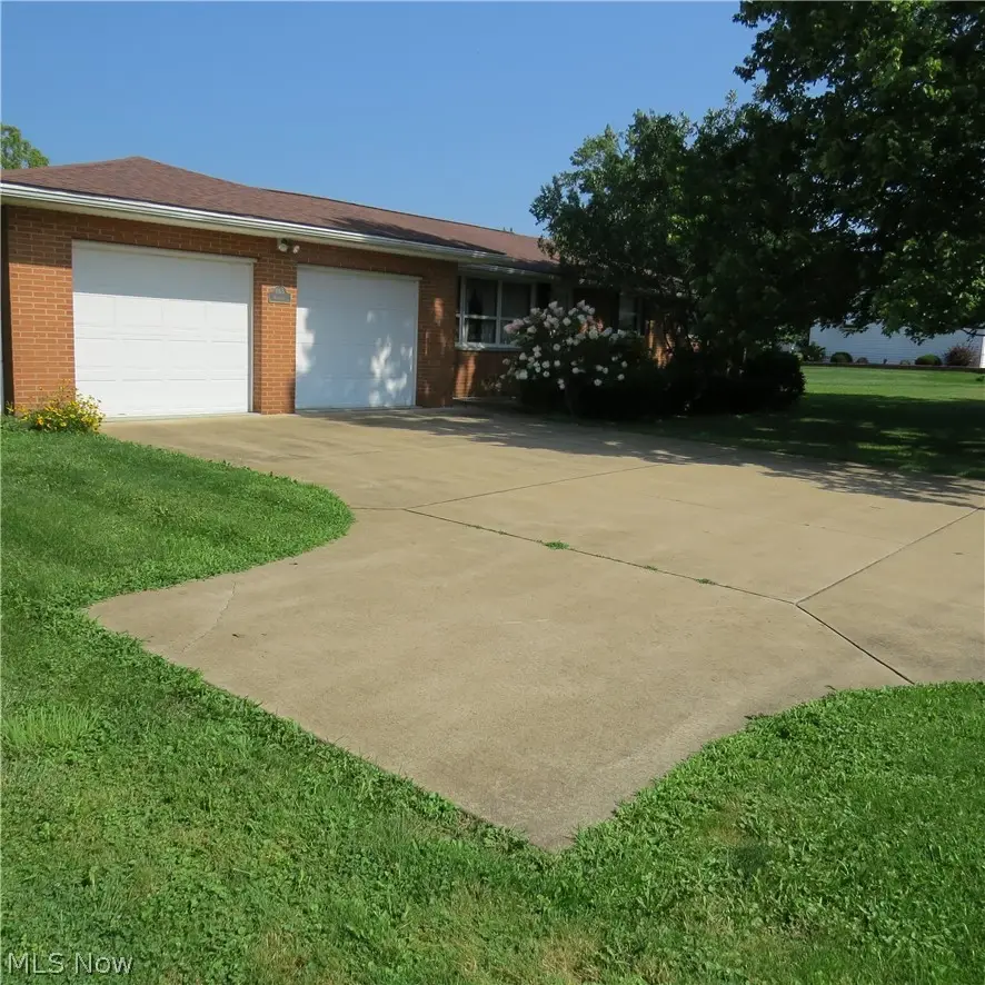 1165 Kensington Ne Road, Carrollton, OH 44615 - #1