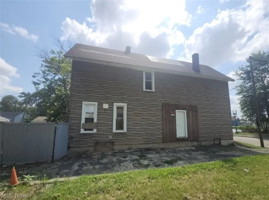 1325 4th Nw Street, Canton, OH 44703 - #3