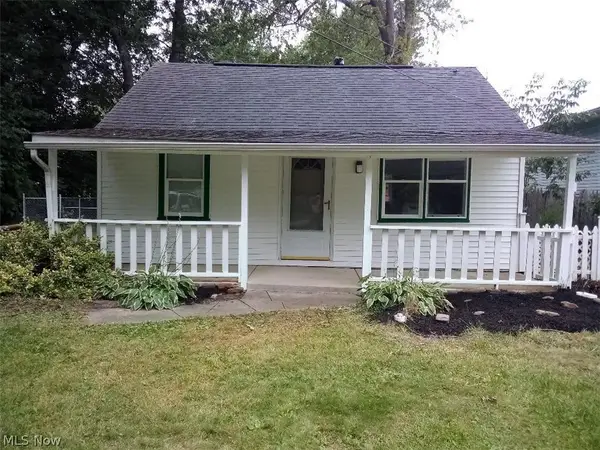 1122 Grand Avenue, Madison, OH 44057