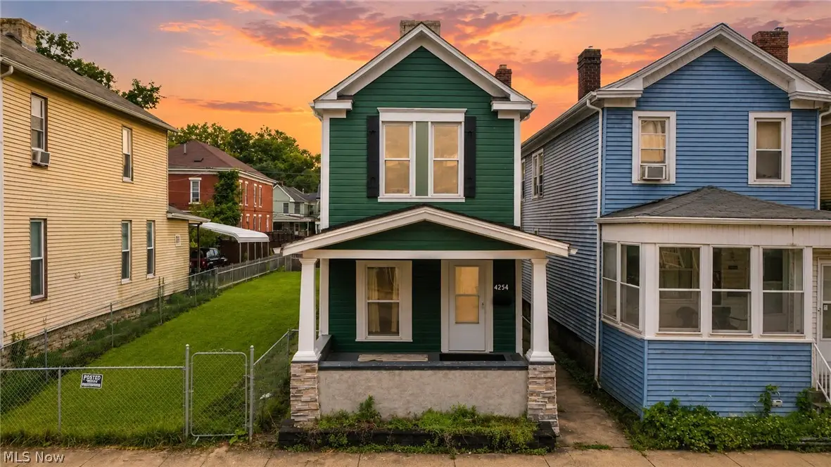 4254 Harrison Street, Bellaire, OH 43906 - #1