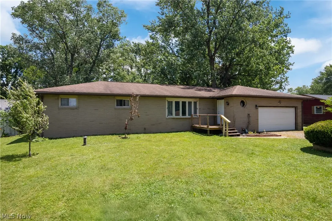 12780 Jamestown Nw Avenue, Uniontown, OH 44685 - #1