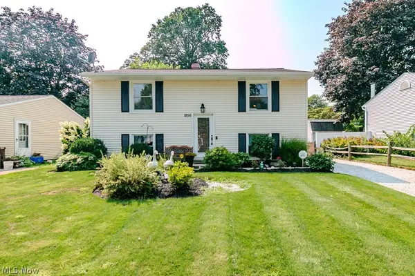 1856 Stirling Road, Madison, OH 44057