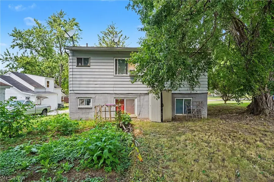 1332-1334 Alphada Avenue, Akron, OH 44310 - #2