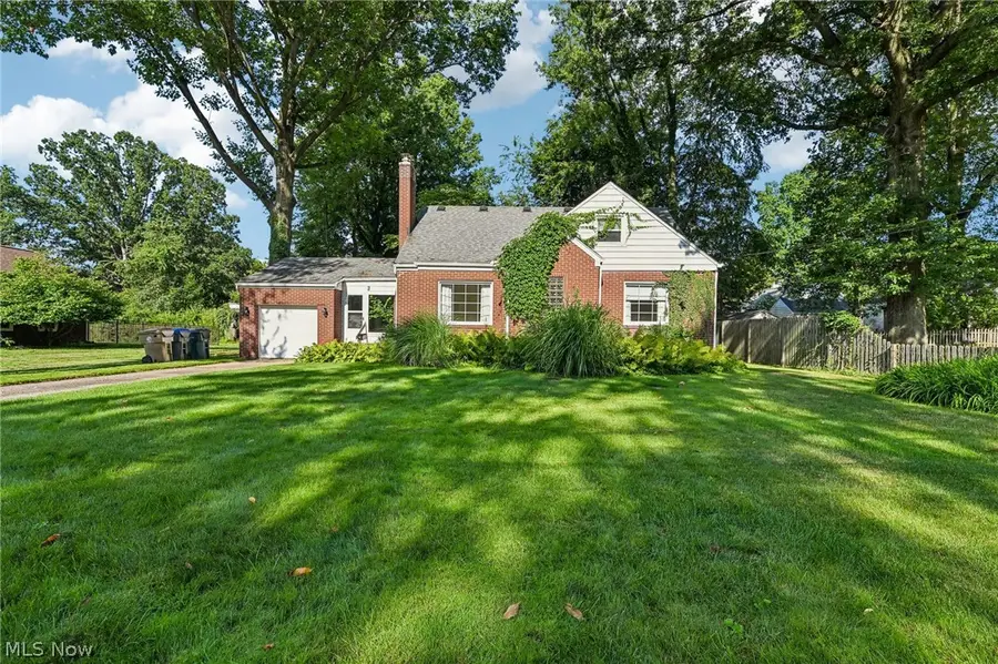 1552 18th Street, Cuyahoga Falls, OH 44223 - #2