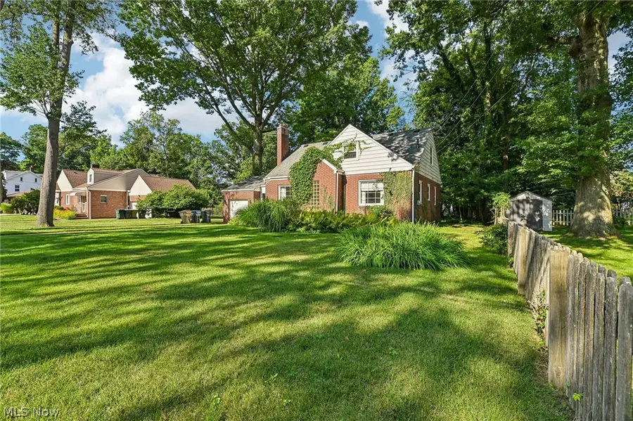 1552 18th Street, Cuyahoga Falls, OH 44223 - #3