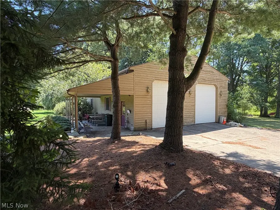1406 Henn Hyde Ne Road, Warren, OH 44484 - #3