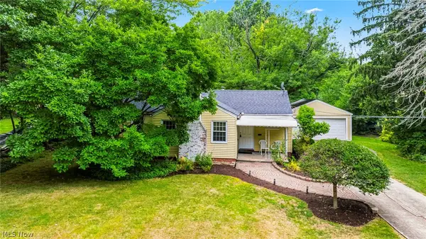 2490 Glenridge Road, Euclid, OH 44117