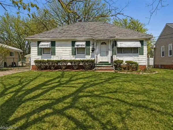 16241 Glenburn Avenue, Maple Heights, OH 44128