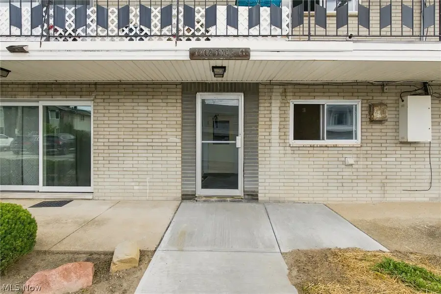 1402 Golden Gate Boulevard #G203, Mayfield Heights, OH 44124 - #2