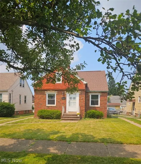 4518 Archmere Avenue, Cleveland, OH 44109