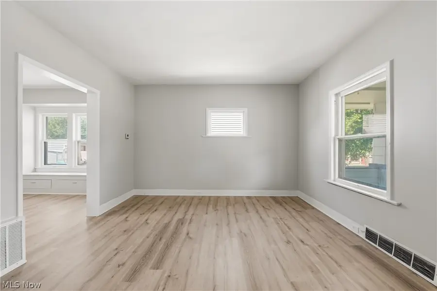 4256 W 22nd Street, Cleveland, OH 44109 - #3