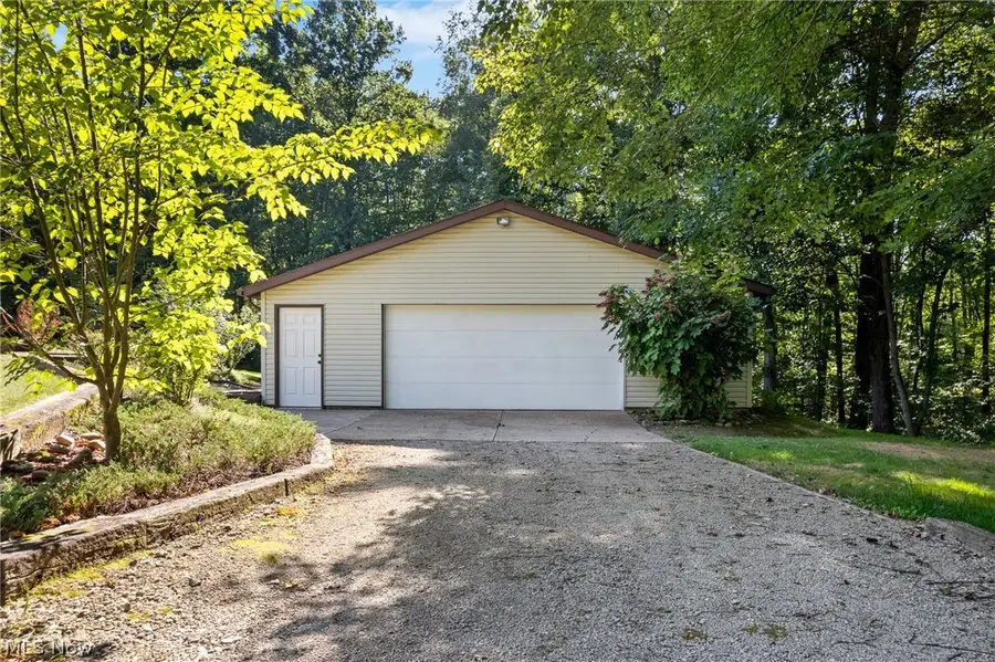 9234 Bailey Ne Road, Bolivar, OH 44612 - #3