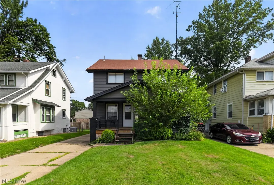 1529 Longfellow Ne Court, Warren, OH 44483 - #1
