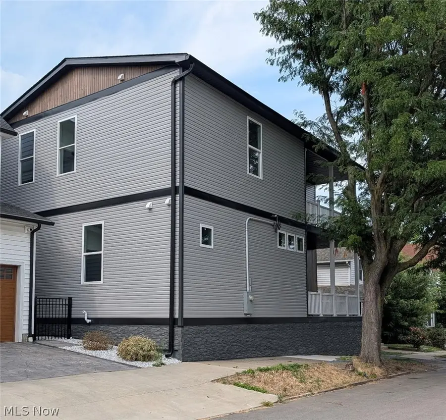 2900 York Avenue, Cleveland, OH 44113 - #3