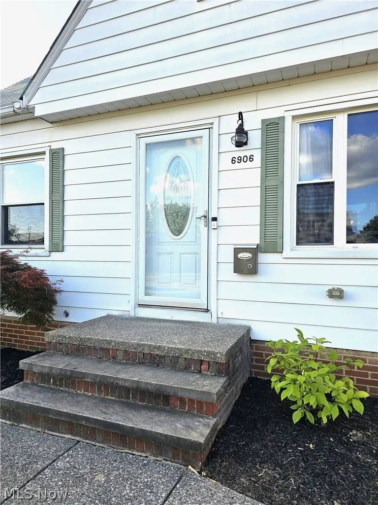 6906 Belmere Drive, Parma, OH 44129 - #2