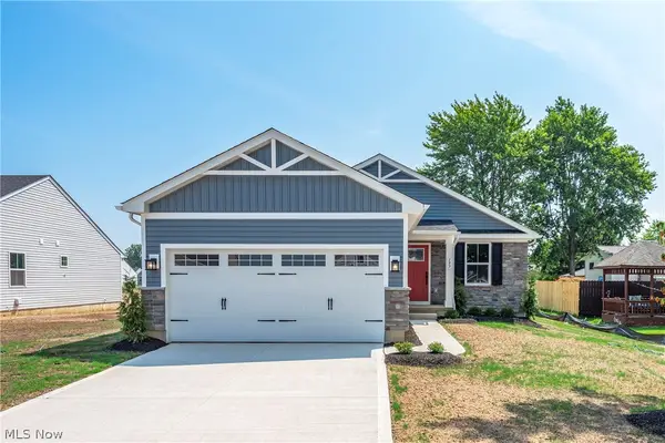 157 Potomac Drive, Elyria, OH 44035