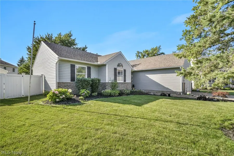 153 Sonesta Avenue, Elyria, OH 44035 - #3