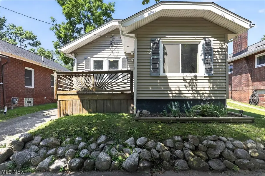 286 Sobul Avenue, Akron, OH 44305 - #2