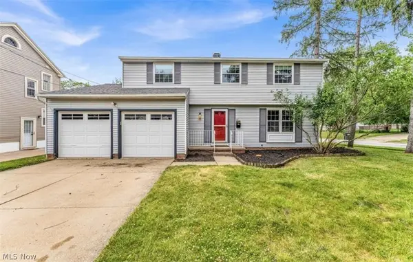 47 Southwick Drive, Bedford, OH 44146