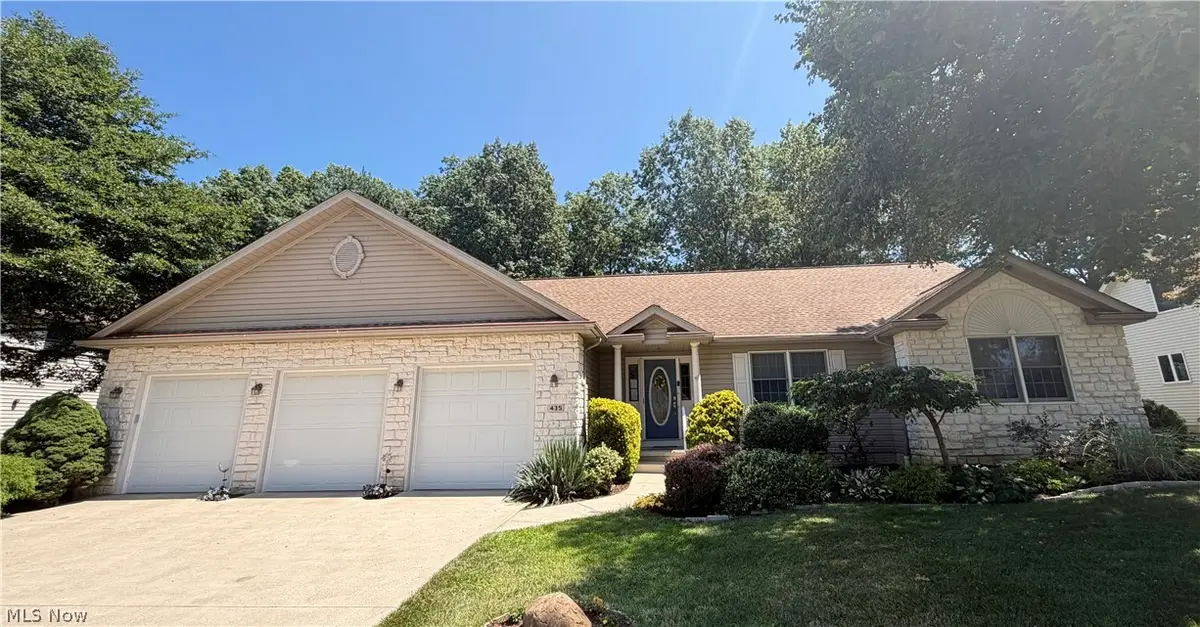 435 Thomas Alva Drive, Vermilion, OH 44089 - #1