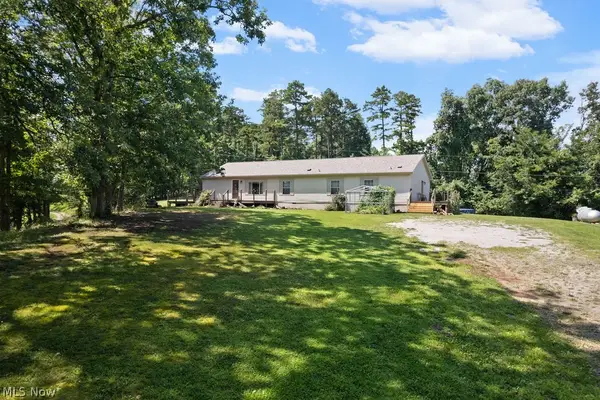1519 Bloody Hollow Road, Elizabeth, WV 26143