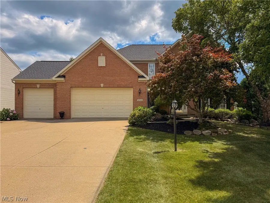 4518 Hearthstone Way, Medina, OH 44256 - #2