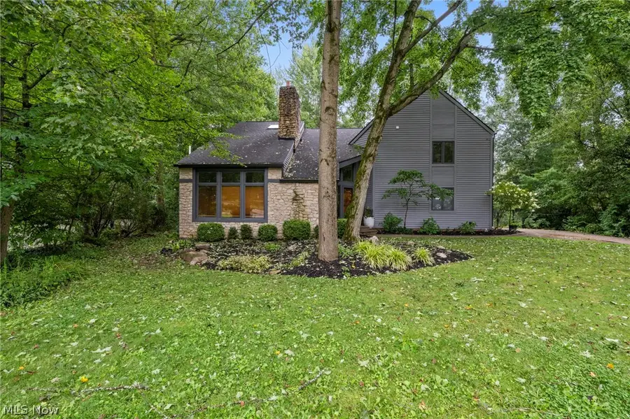 2170 Dow Drive, Akron, OH 44313 - #2