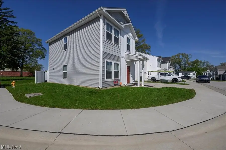 460 Auld Farm Circle, Akron, OH 44320 - #3