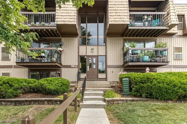 9801 Sunrise Boulevard #O33, North Royalton, OH 44133