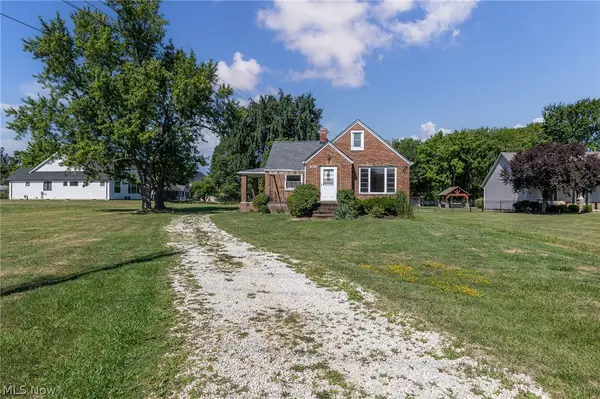9030 W 130 Street, Strongsville, OH 44136