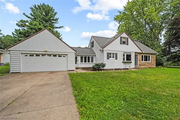 1409 Elm Grove Avenue, Akron, OH 44312