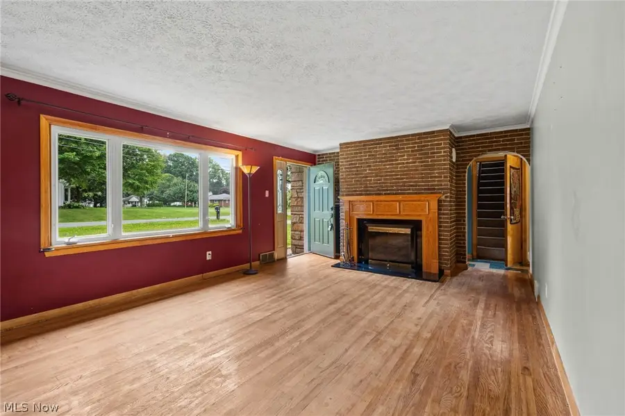 1409 Elm Grove Avenue, Akron, OH 44312 - #3