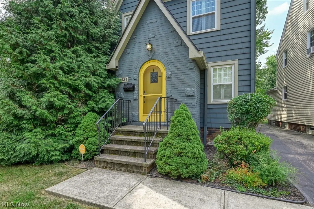 3534 Cedarbrook Road, University Heights, OH 44118 - #1